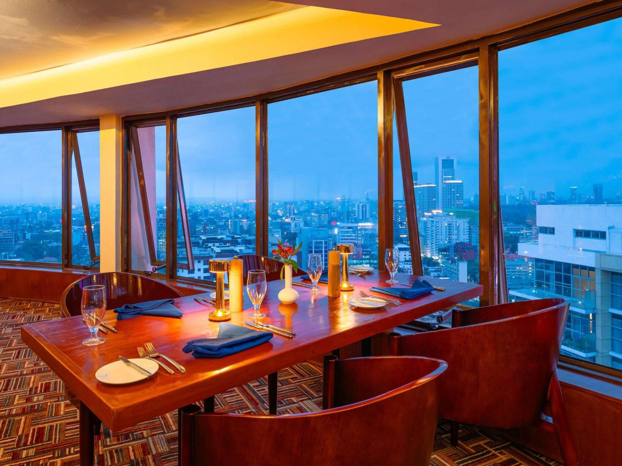 Moevenpick Hotel & Residences Nairobi Exterior foto