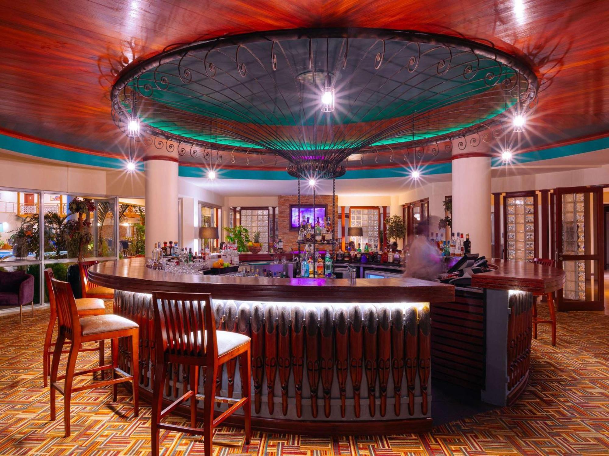 Moevenpick Hotel & Residences Nairobi Exterior foto