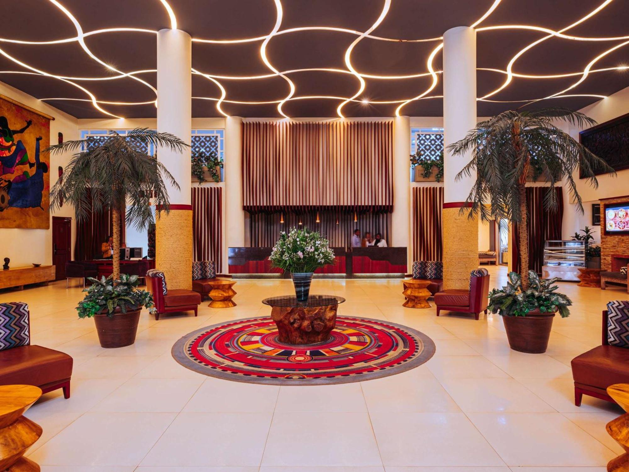 Moevenpick Hotel & Residences Nairobi Exterior foto