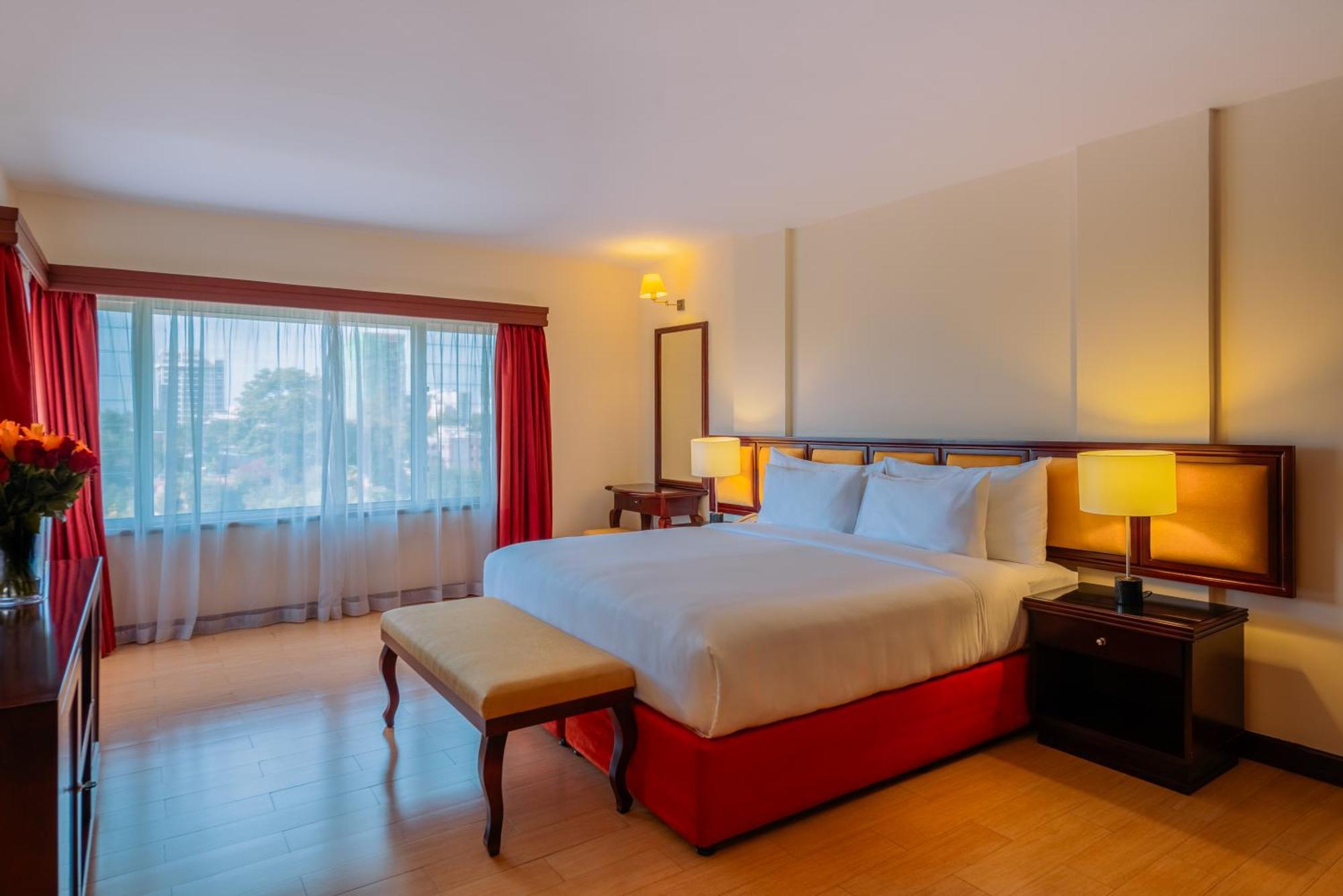 Moevenpick Hotel & Residences Nairobi Exterior foto